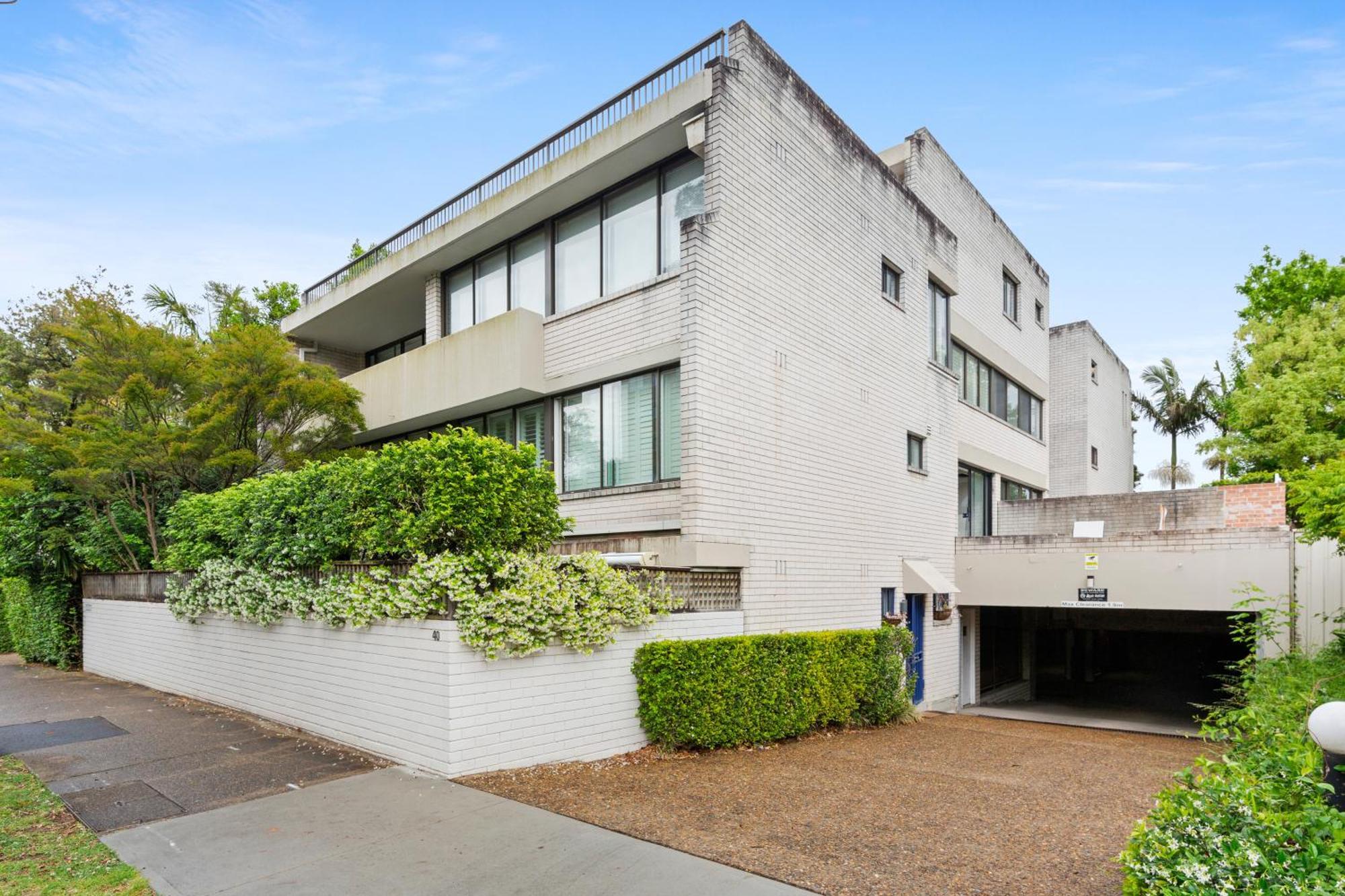 Stylish,2br With Private Patio Near Icons Apartment *