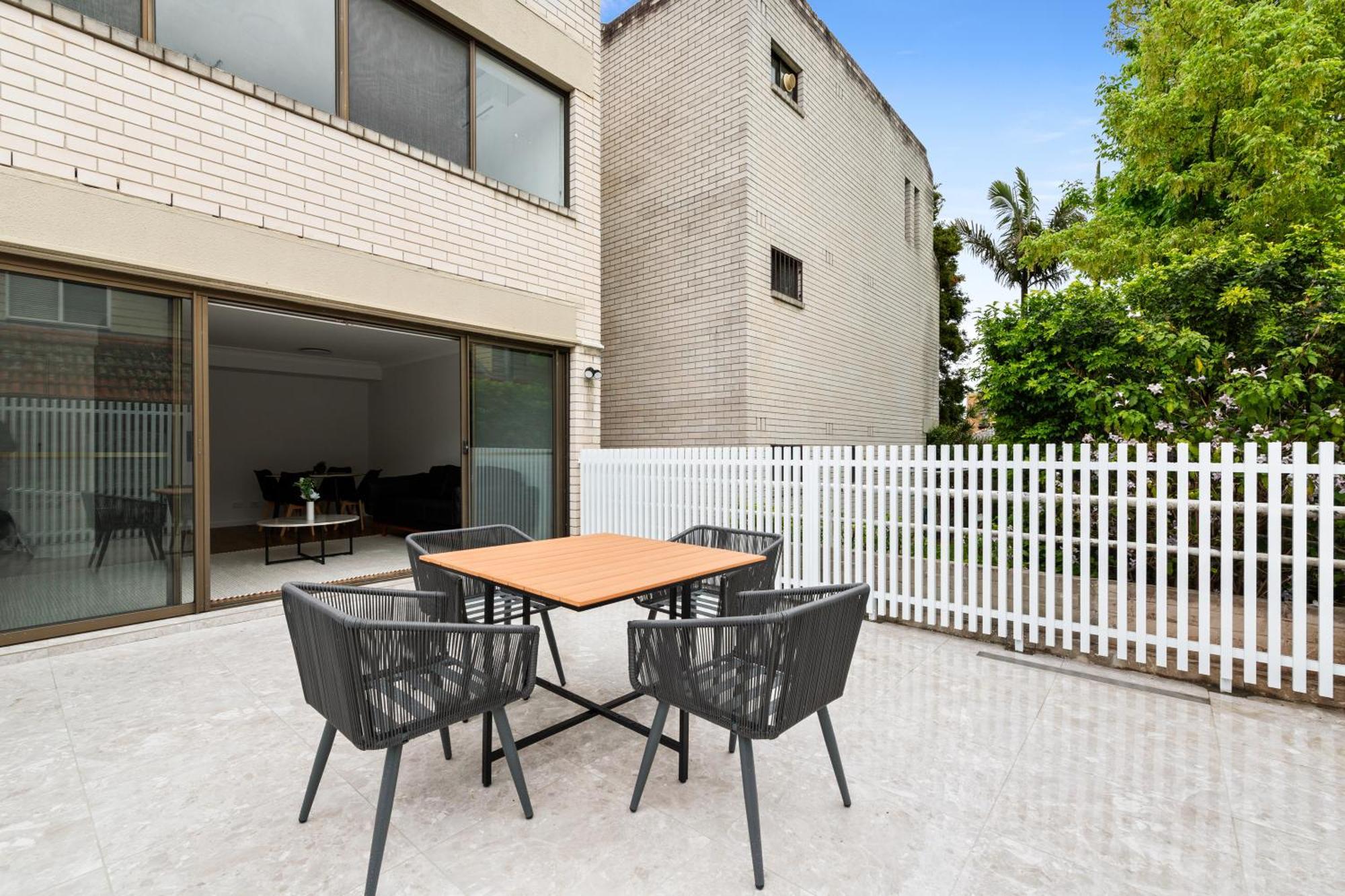 Apartment Stylish,2br With Private Patio Near Icons Sydney