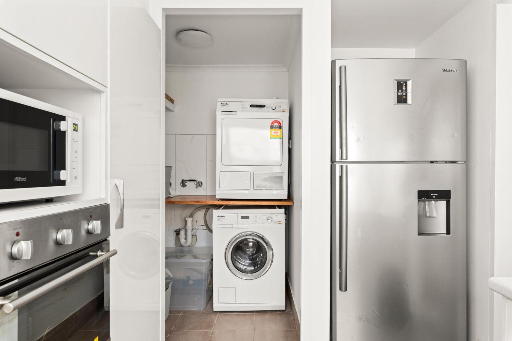 Stylish,2br With Private Patio Near Icons Sydney